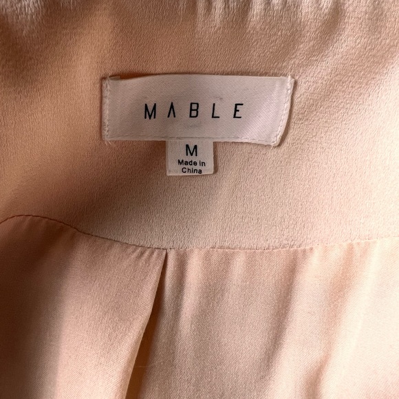 Mabel size medium, pale, pink blazer with shoulder pads - Picture 11 of 13